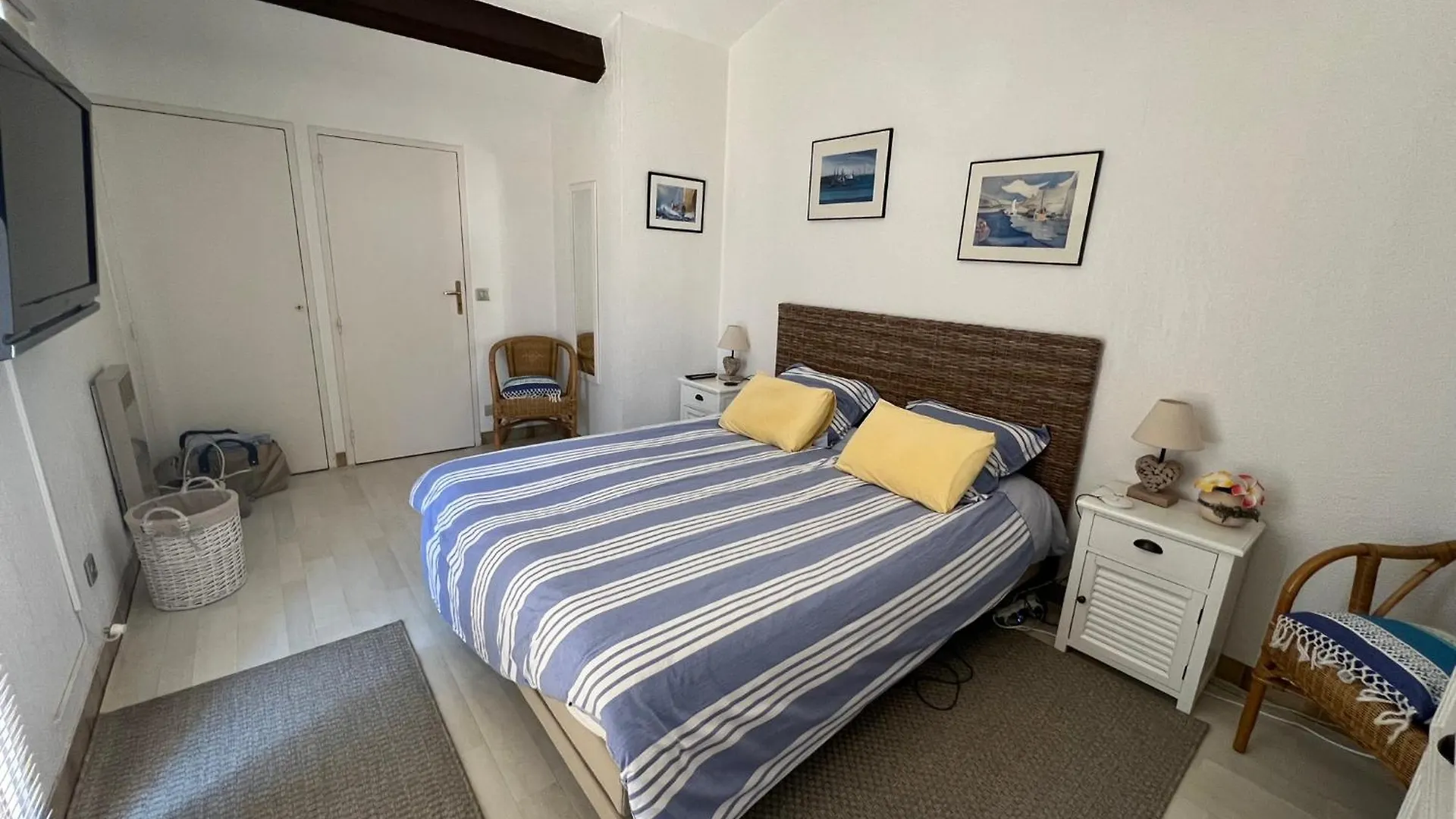 Bel Appartement - 2 Chambres- Bord De Plage- Vue Mer-Climatise بورم لي ميموزا فرنسا